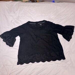 Bell sleeve blouse with lace details